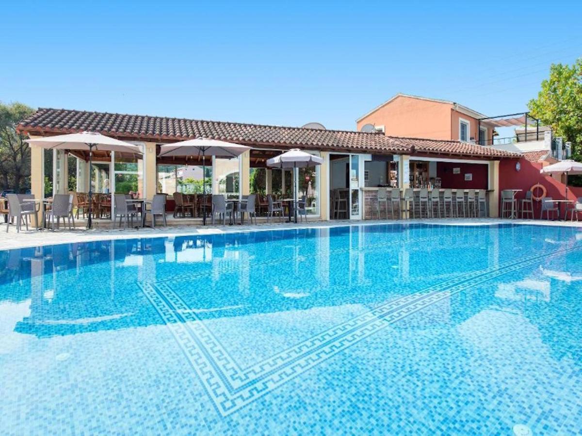 Asteraki Poolside Apartment By Dadovillas Acharavi (Corfu) Exterior foto